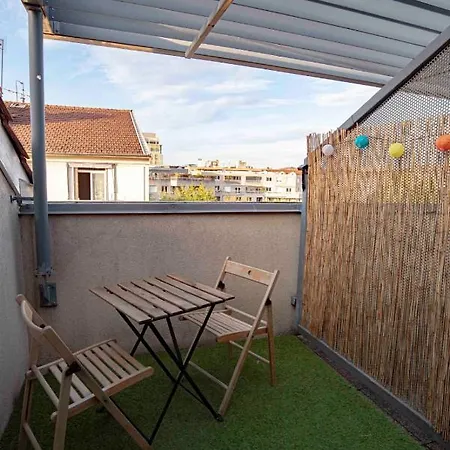 Nice Duplex With Terrace Near Gare Part Dieu 아파트
