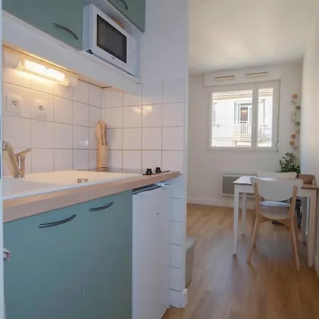 Nice Duplex With Terrace Near Gare Part Dieu 아파트